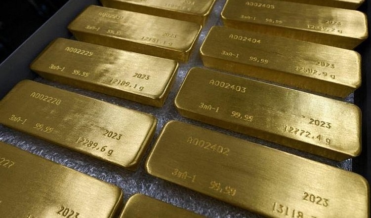 Giá vàng hôm nay 12/6: Vàng SJC "đứng yên" ở mức 76,98 triệu đồng/lượng